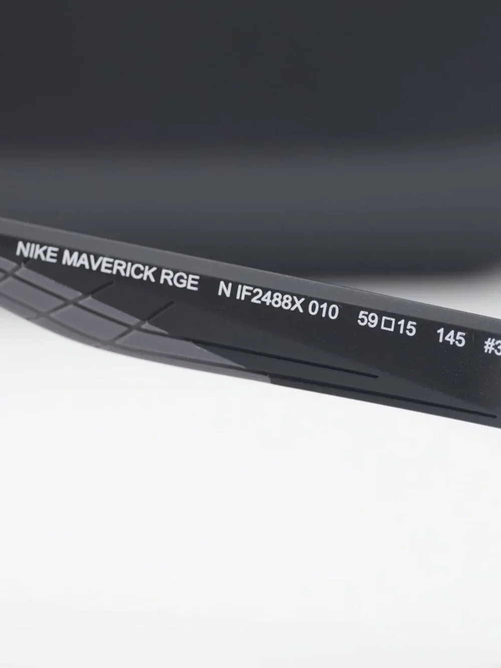 Nike model maverick
